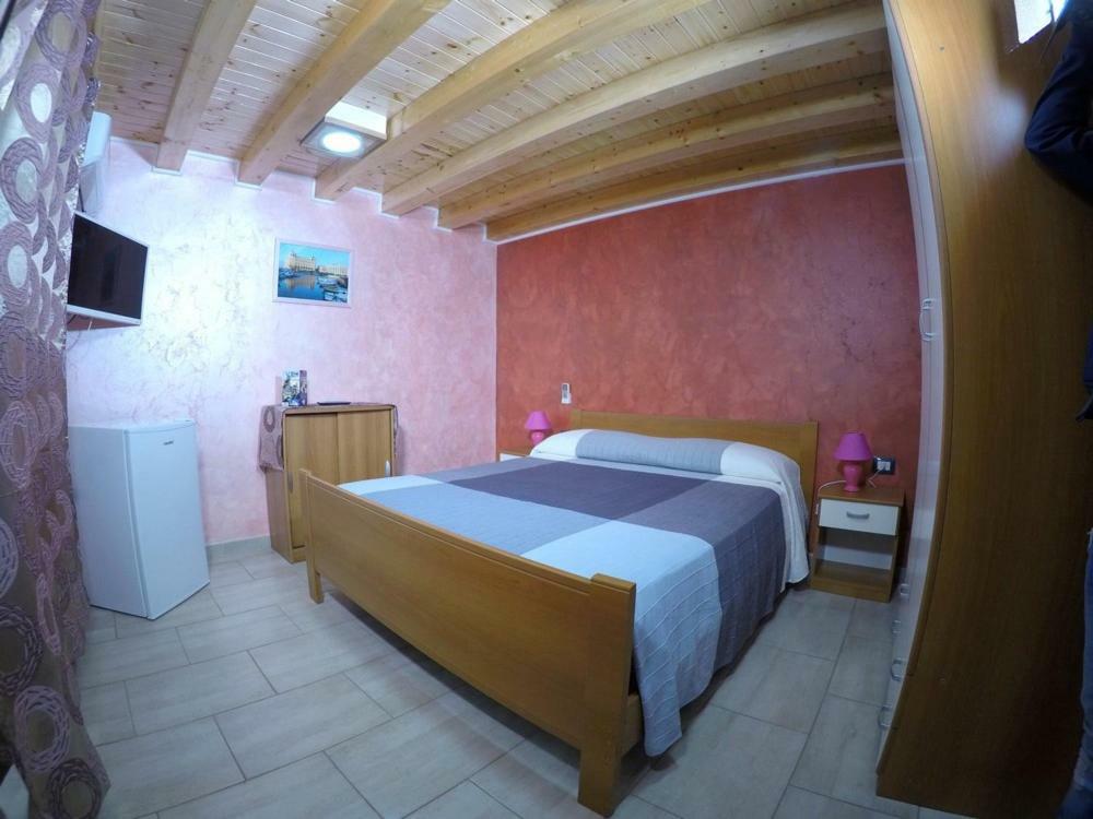 Rooms Chanel Сиракузы Экстерьер фото